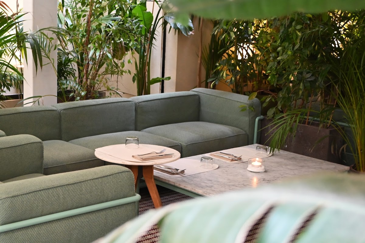 Floret Artisan Kitchen & Bar